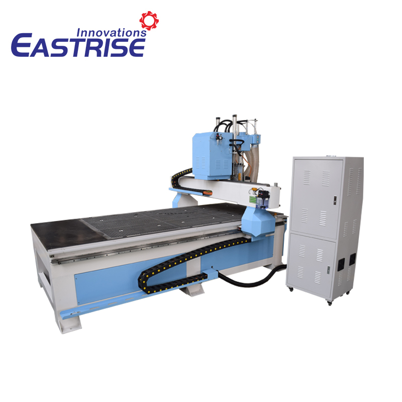 Barato 1325 1300X2500mm 4'X8 'ATC Cnc Router con 4 husillos